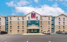 Studio 6 Extended Stay Birmingham Pelham Al